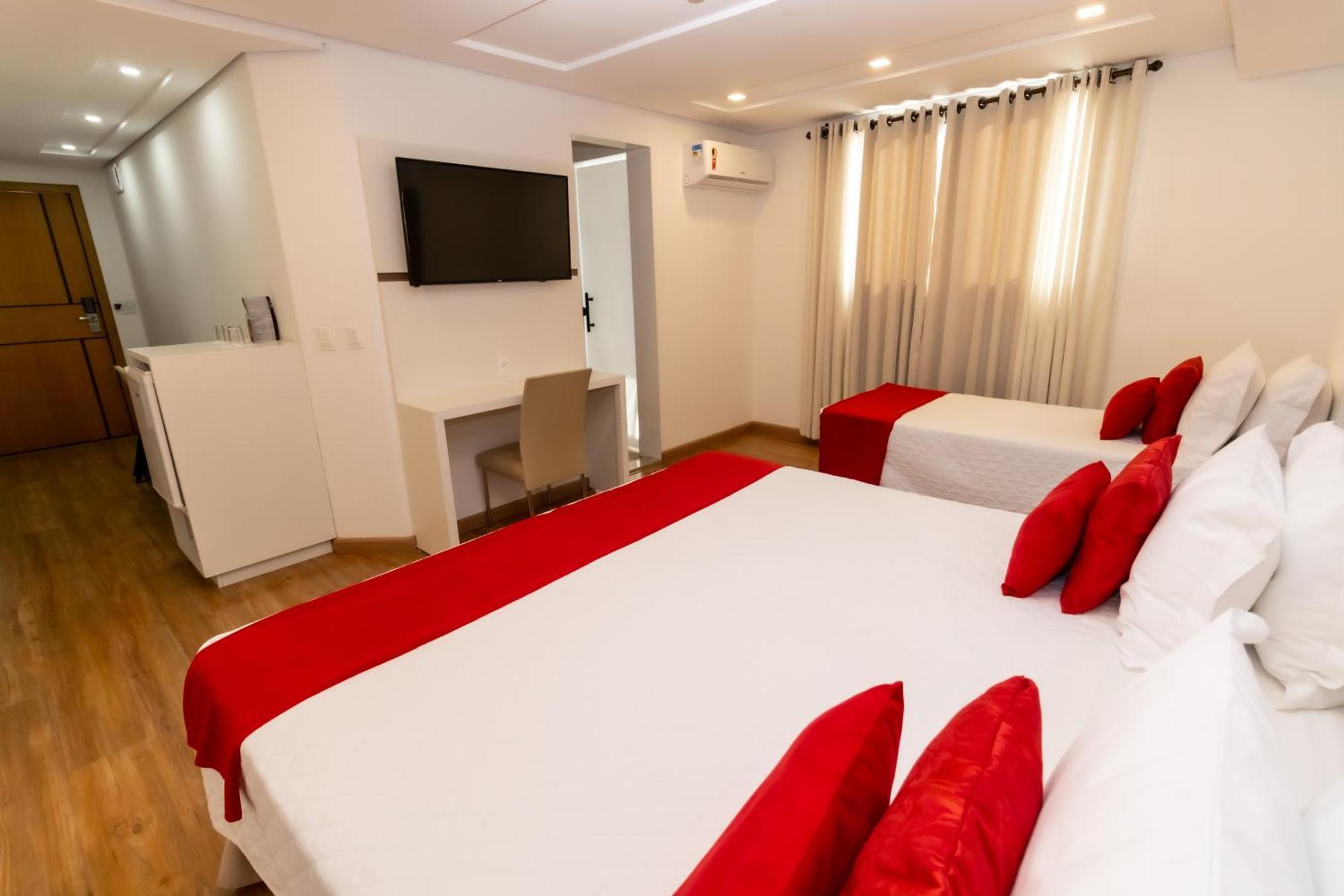 Granlago Hotel Pouso Alegre Eksteriør billede